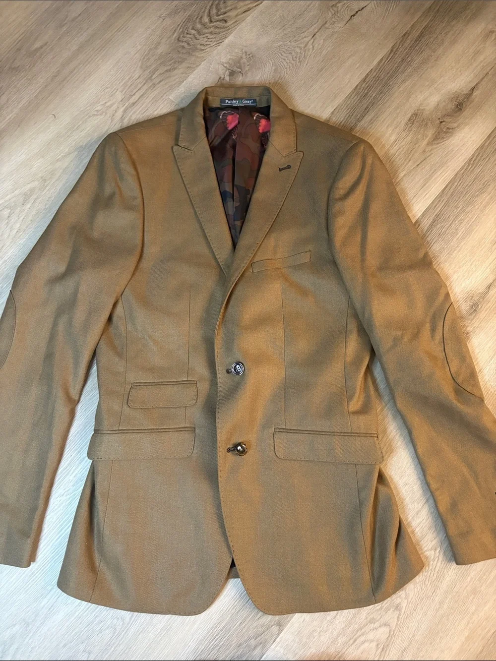 Paisley and Gray Slim Fit Blazer Tan Butterfly Camo Lining business casual 38L